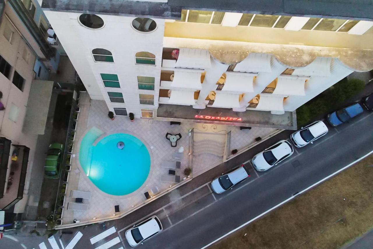 Hotel La Gradisca Rimini Exterior photo